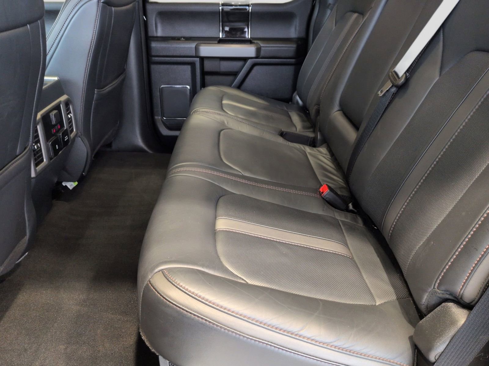 Certified 2022 Ford F250 Platinum image 24