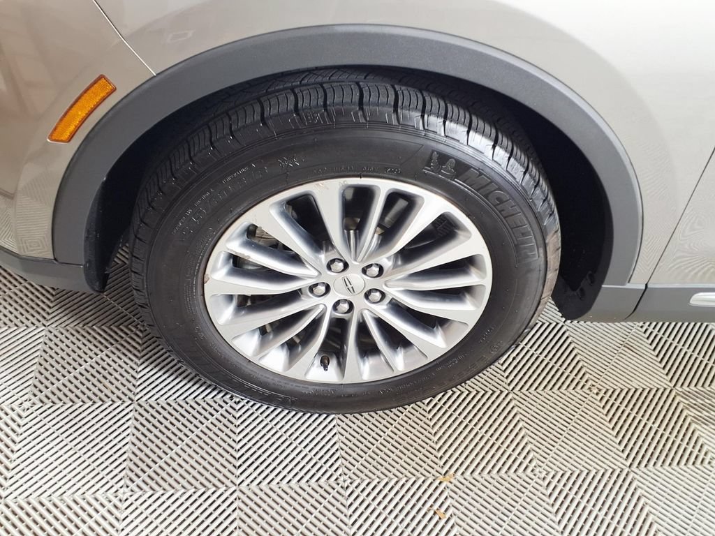 Used 2016 Lincoln MKX Select w/ Select Plus Package FWD image 7