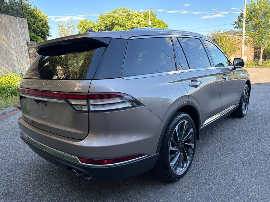 Used 2021 Lincoln Aviator Reserve w/ Equipment Group 201A AWD/4WD image 6
