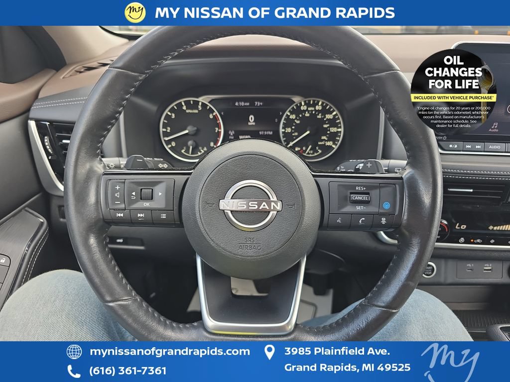 Used 2023 Nissan Rogue SL AWD/4WD image 14