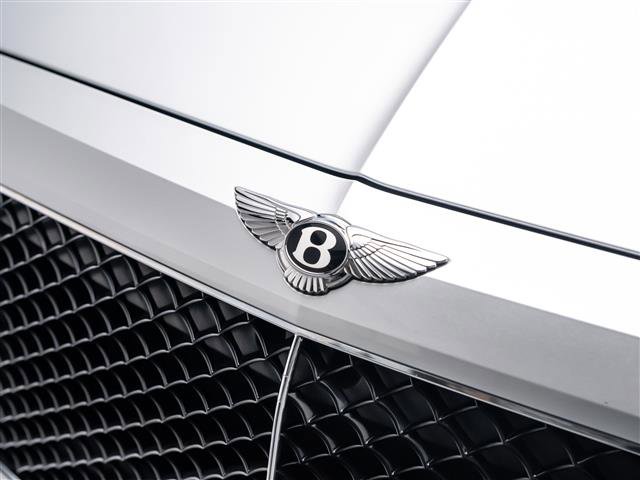 Used 2019 Bentley Bentayga V8 image 10