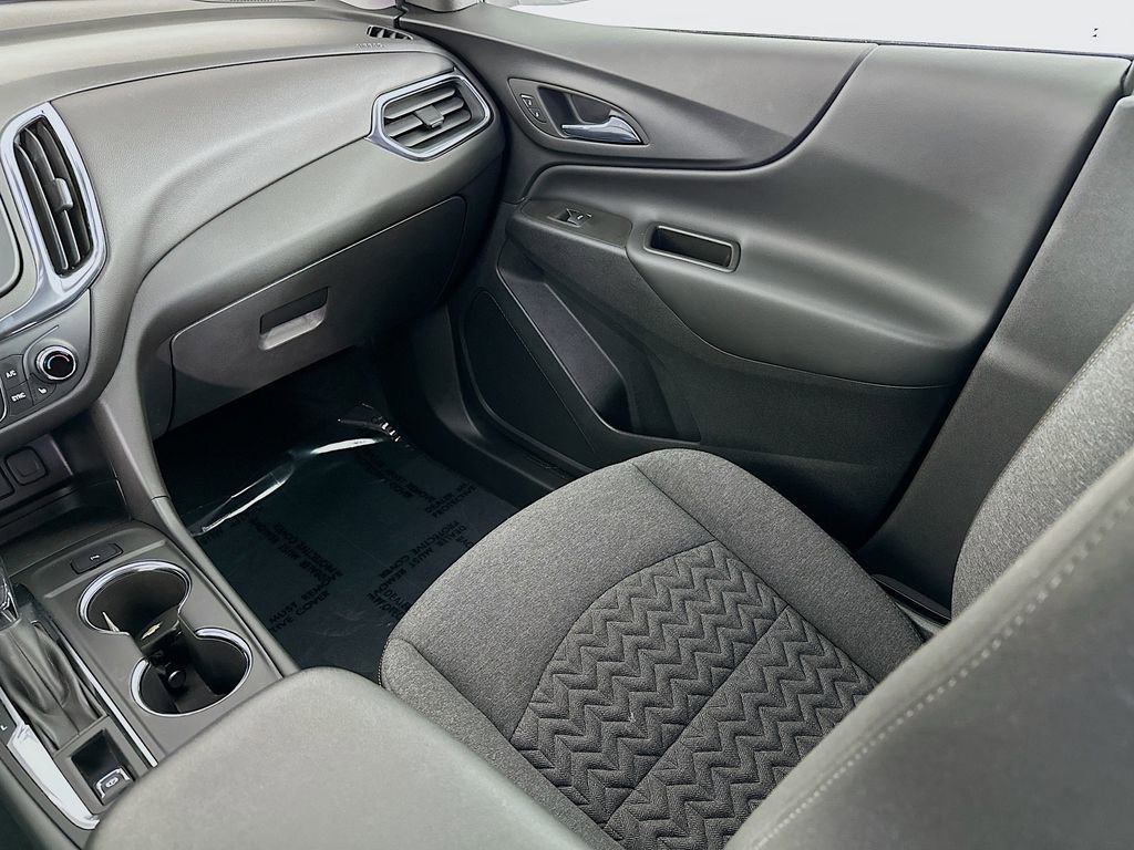 Used 2024 Chevrolet Equinox LT image 30