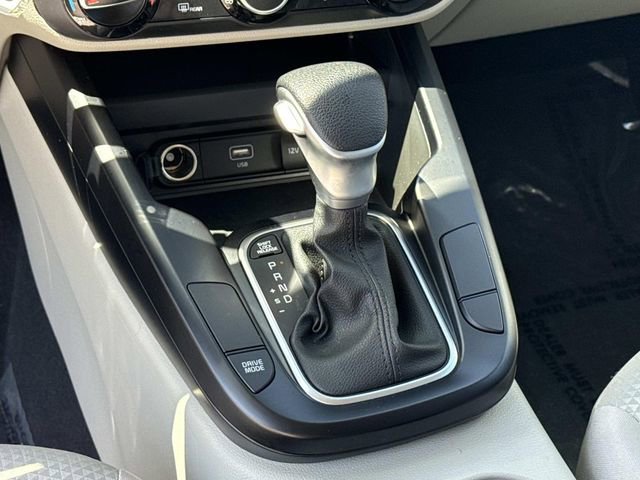 Used 2025 Kia Soul LX w/ LX Technology Package image 22