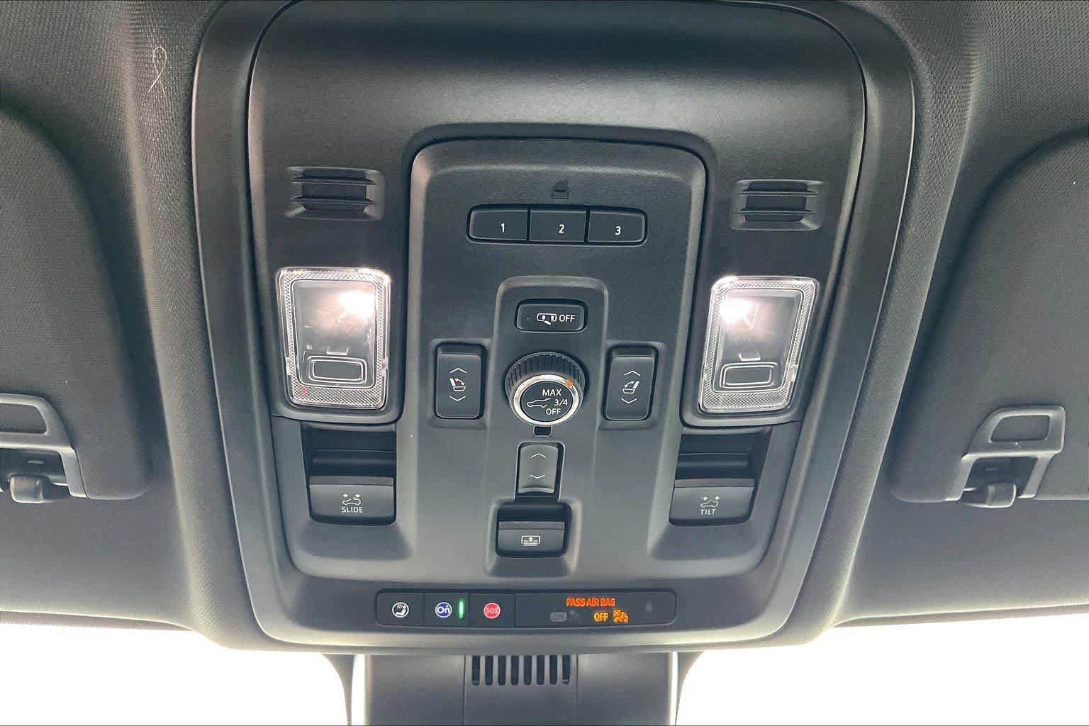 Certified 2024 GMC Yukon SLT w/ SLT Luxury Package RWD image 34