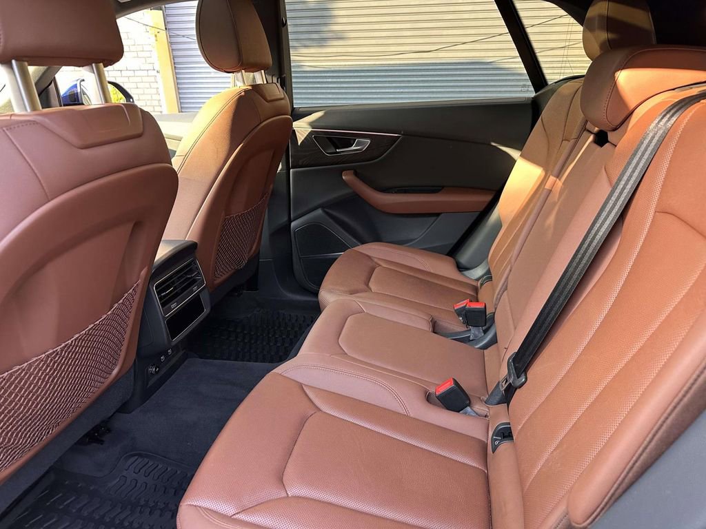 Used 2021 Audi Q8 Prestige AWD/4WD image 18