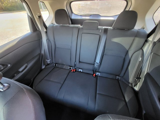 Used 2024 Nissan Rogue S image 12