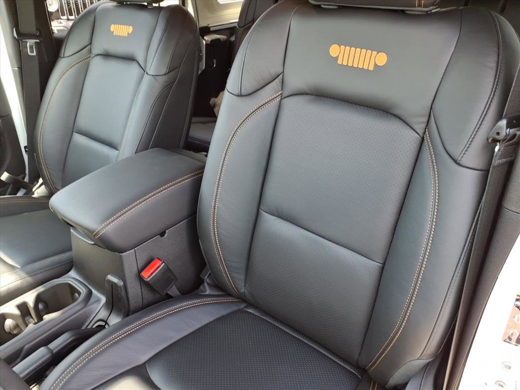 New 2026 Jeep Wrangler Unlimited Sahara AWD/4WD image 17