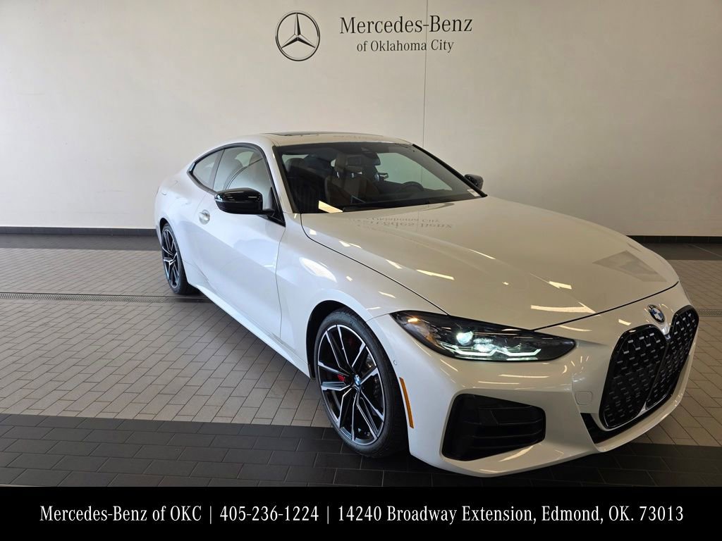 Used 2024 BMW 440i xDrive Coupe w/ Premium Package image 3