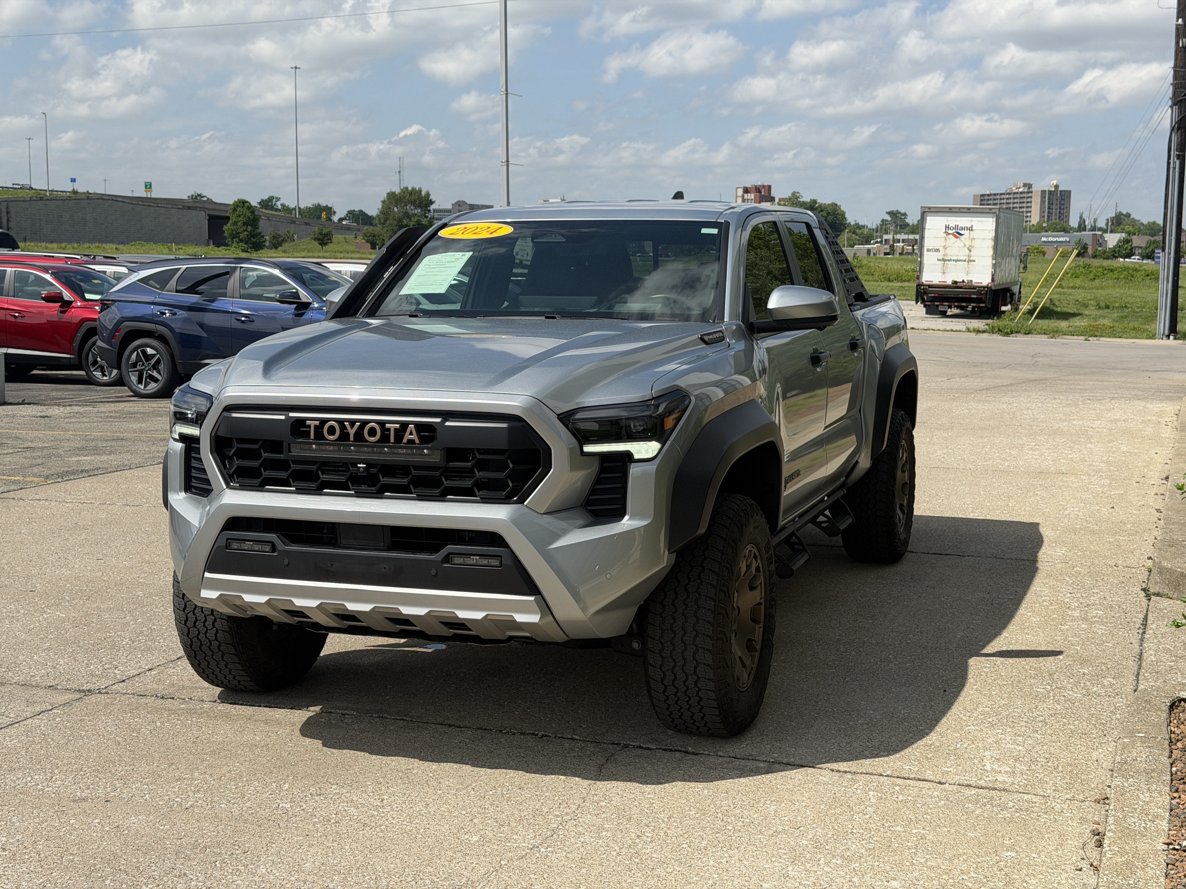 Used 2024 Toyota Tacoma 4x4 Double Cab Hybrid image 21