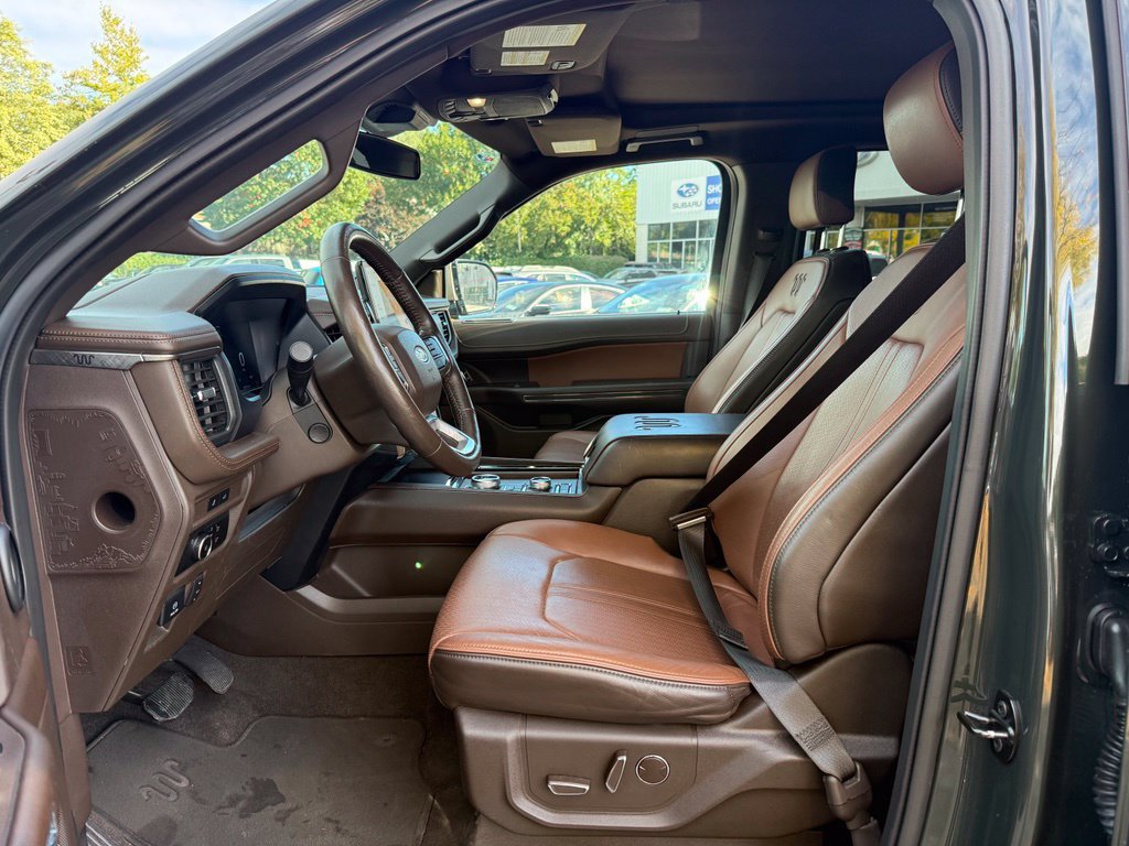Used 2023 Ford Expedition Max King Ranch AWD/4WD image 24