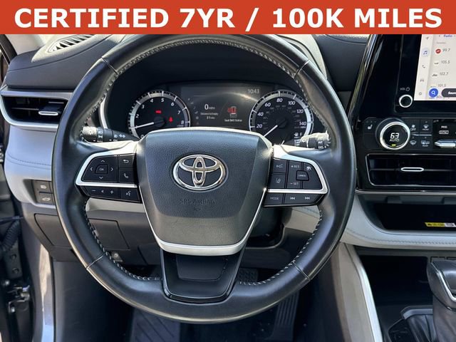 Used 2023 Toyota Highlander XLE FWD image 19