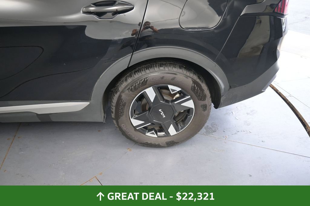 Used 2026 Kia Sportage LX FWD image 19