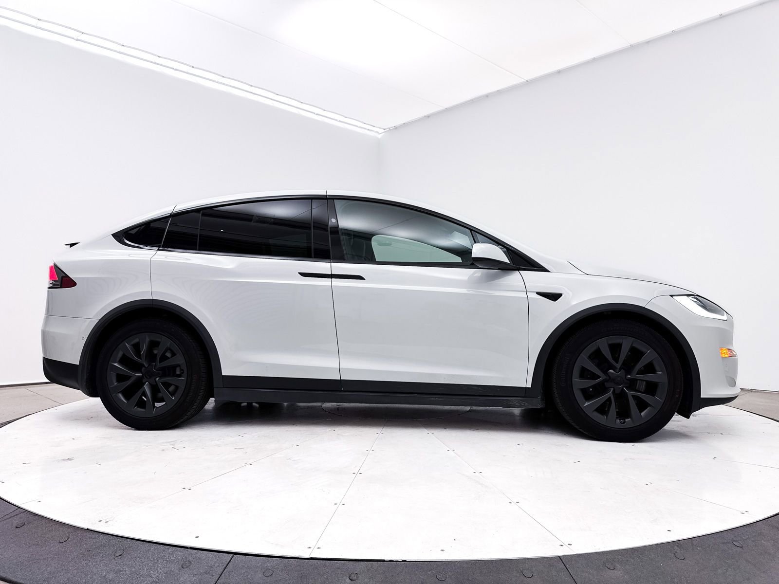 Used 2022 Tesla Model X Plaid AWD/4WD image 50