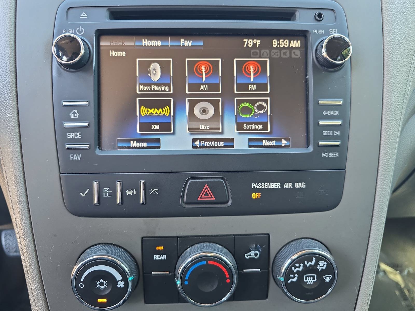 Used 2015 Chevrolet Traverse LS FWD image 22