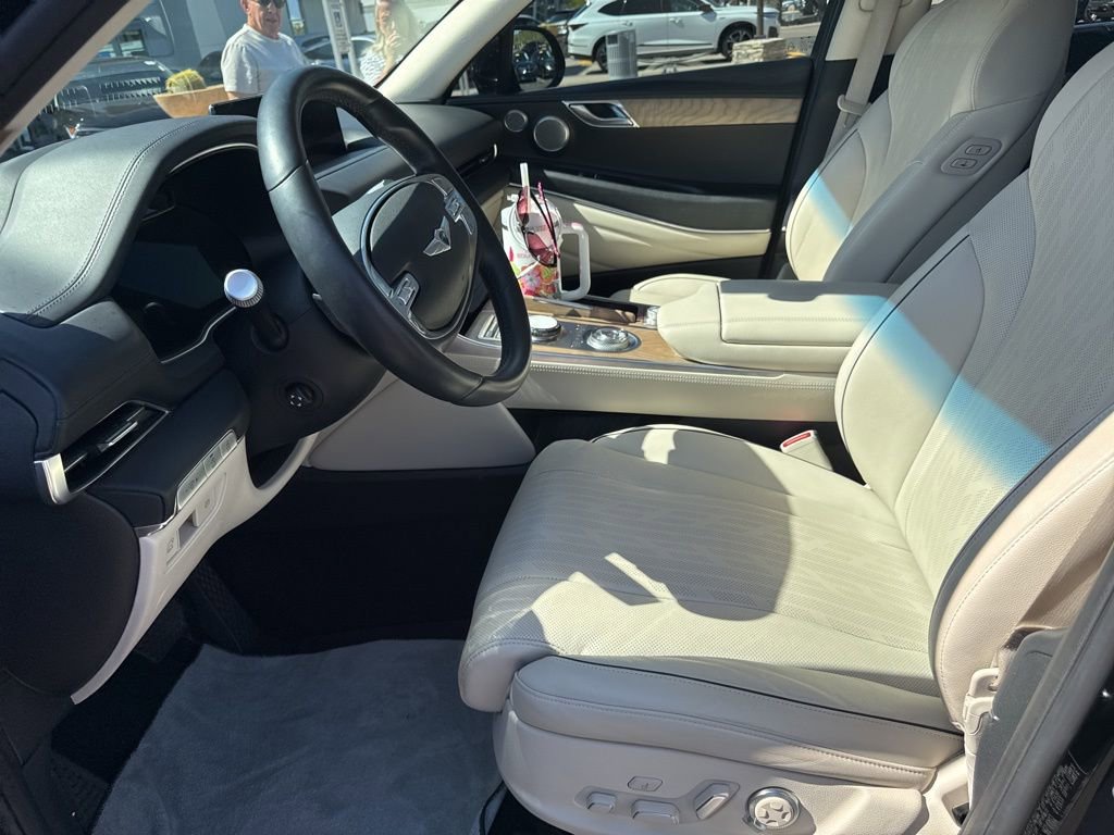 Used 2023 Genesis GV80 2.5T w/ Prestige Package image 8