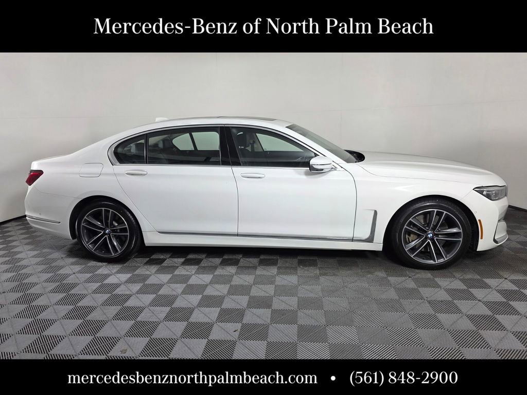 Used 2022 BMW 750i xDrive image 7