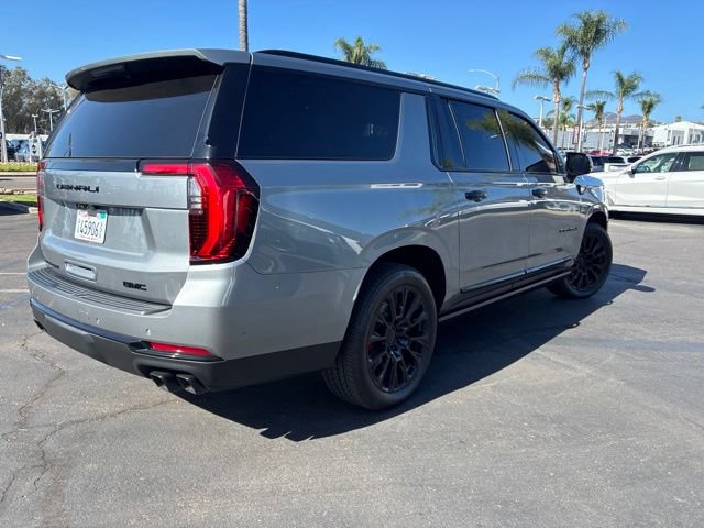 Certified 2026 GMC Yukon XL Denali w/ Denali Reserve Package AWD/4WD image 9