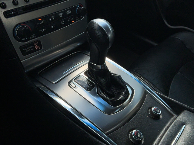 Used 2013 INFINITI G37 Journey RWD image 17