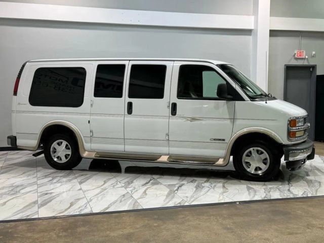 Used 2002 Chevrolet Express 1500 w/ LS Preferred Equipment Group RWD image 5