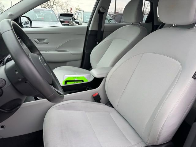 Used 2025 Hyundai Kona SEL image 22