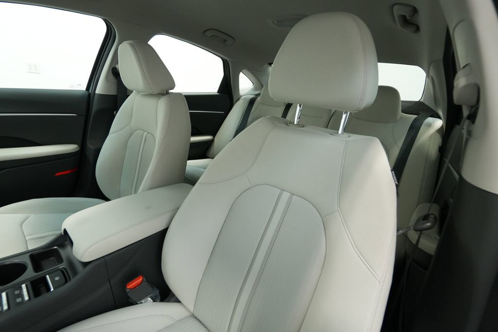 New 2026 Hyundai Sonata SE FWD image 14