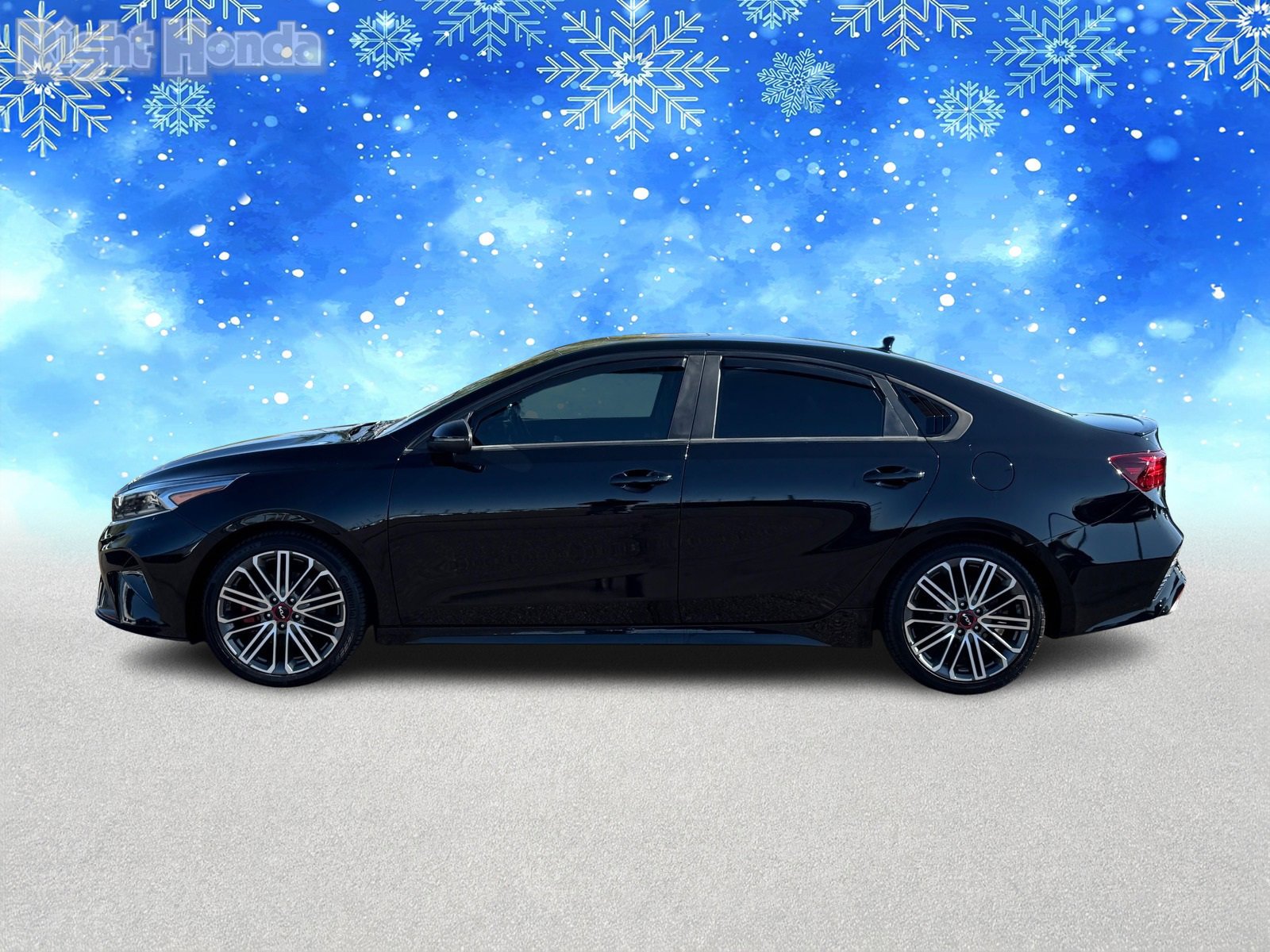 Used 2022 Kia Forte GT image 3