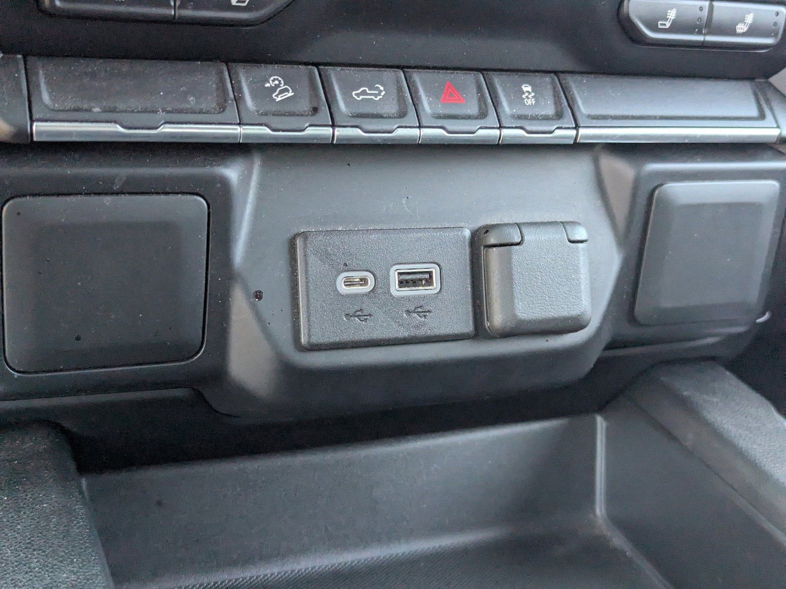 Used 2022 Chevrolet Silverado 1500 RST w/ Z71 Off-Road Package image 30