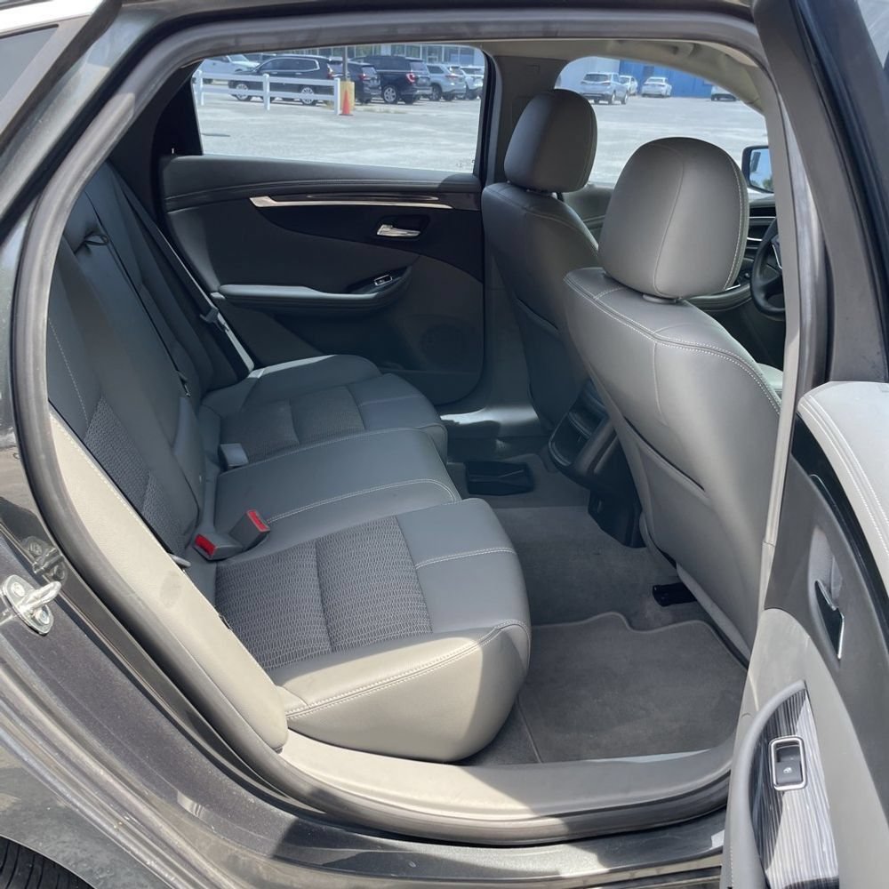 Used 2019 Chevrolet Impala LS FWD image 10
