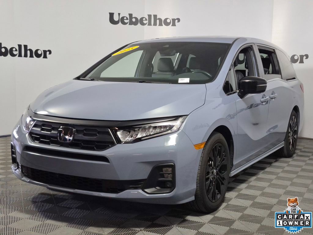 Used 2025 Honda Odyssey Sport-L image 3