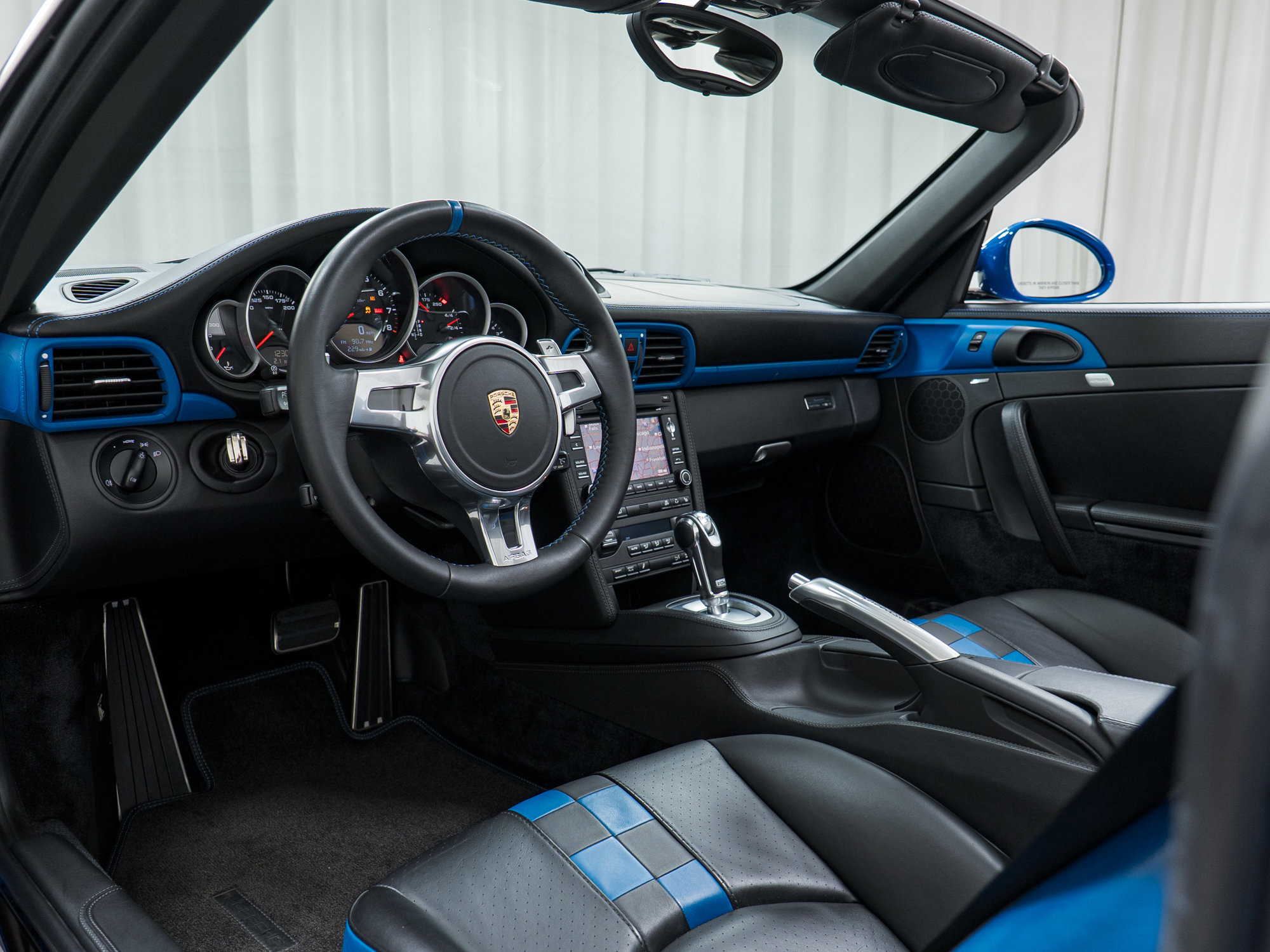 Used 2011 Porsche 911 Speedster image 4