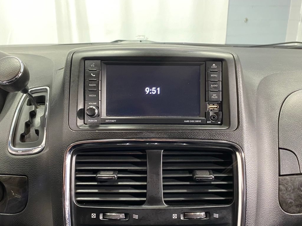 Used 2019 Dodge Grand Caravan SE FWD image 21