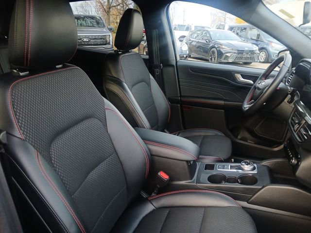 Certified 2023 Ford Escape ST-Line Select w/ Tech Pack #2 image 62