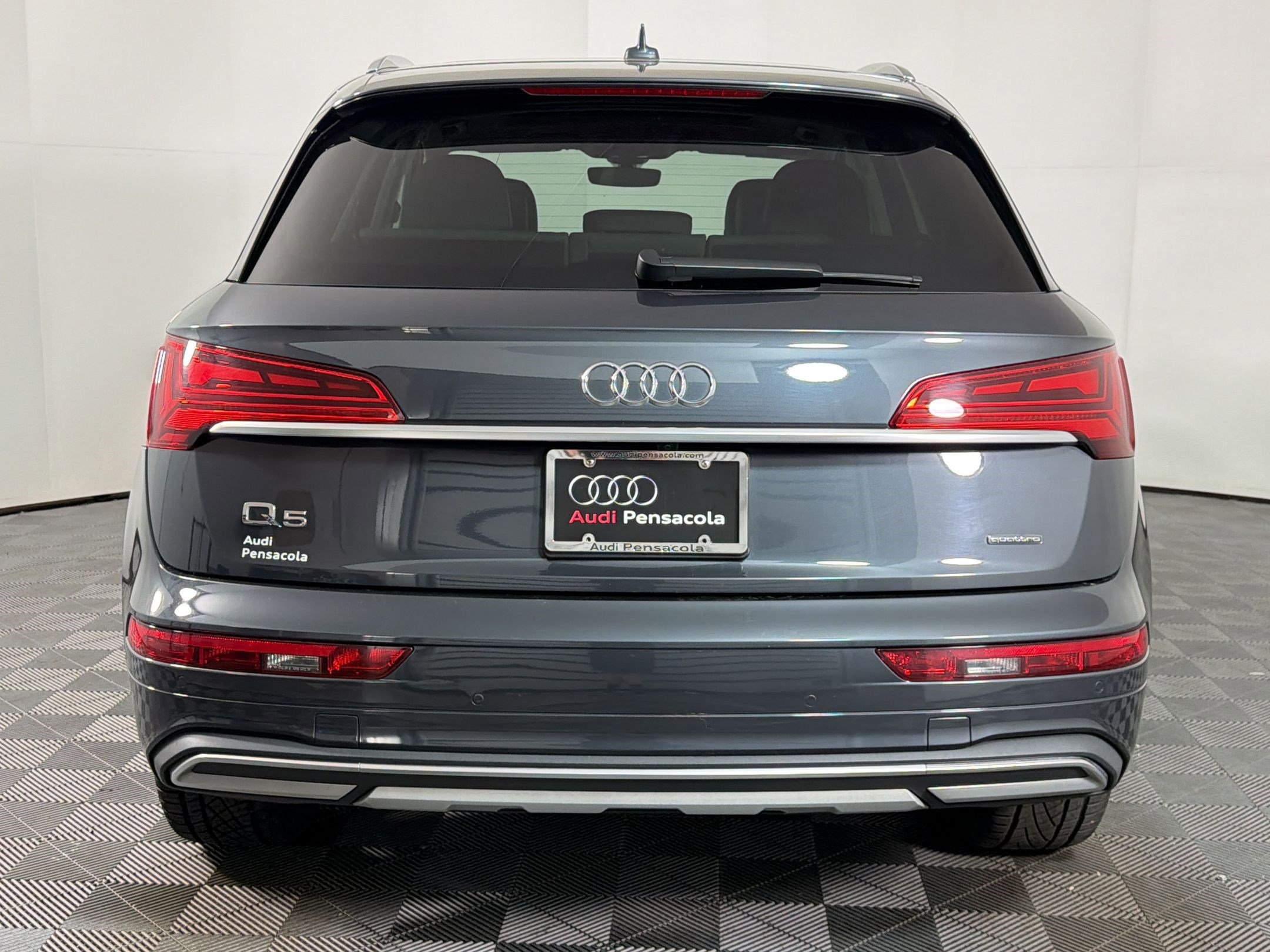 Used 2021 Audi Q5 Premium Plus w/ Premium Plus Package image 9