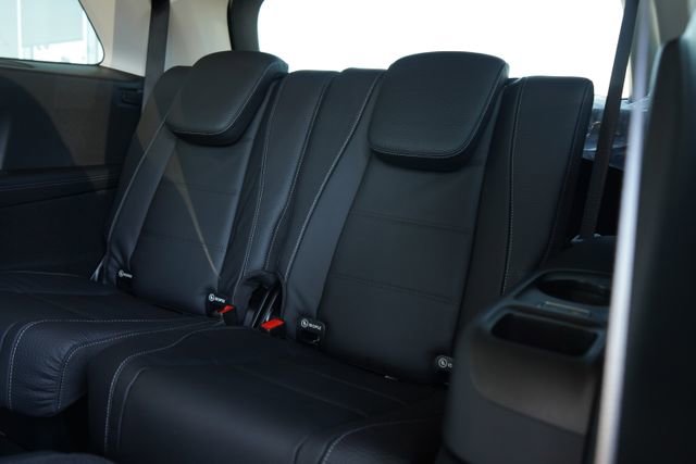 New 2026 Mercedes-Benz GLS 450 4MATIC image 33