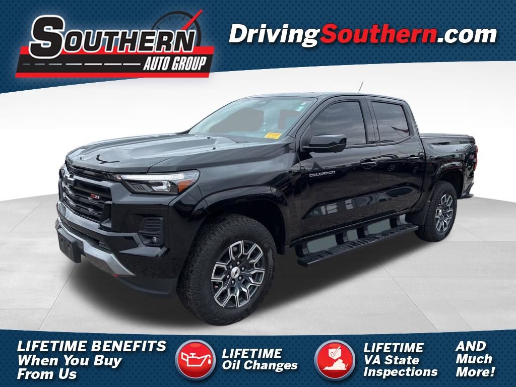 Used 2024 Chevrolet Colorado Z71 w/ Z71 Convenience Package 2