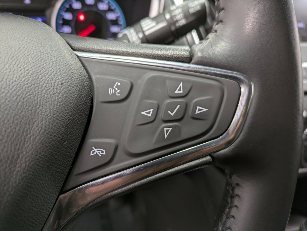 Used 2021 Chevrolet Equinox LT image 17