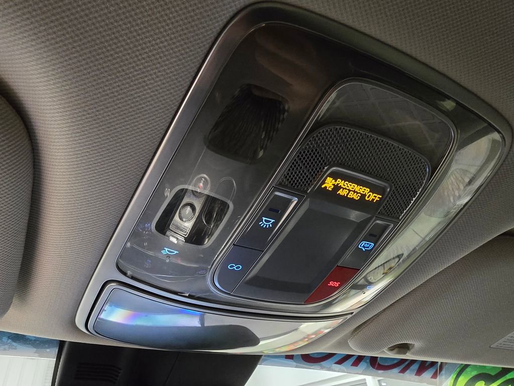 Used 2025 Genesis GV70 2.5T image 27