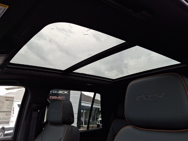 New 2026 GMC Yukon AT4 w/ AT4 Premium Package AWD/4WD image 13