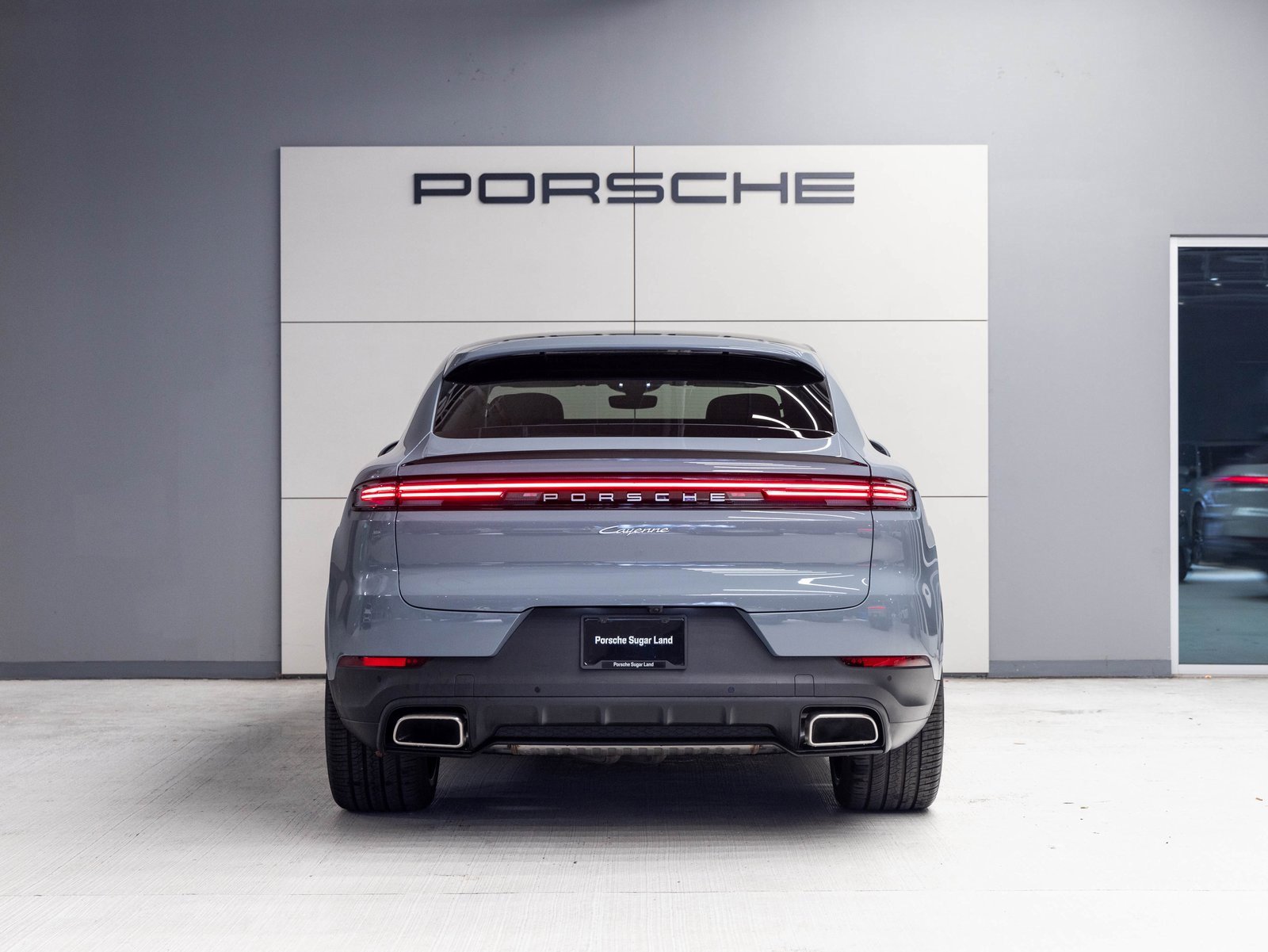 Certified 2026 Porsche Cayenne Coupe image 6