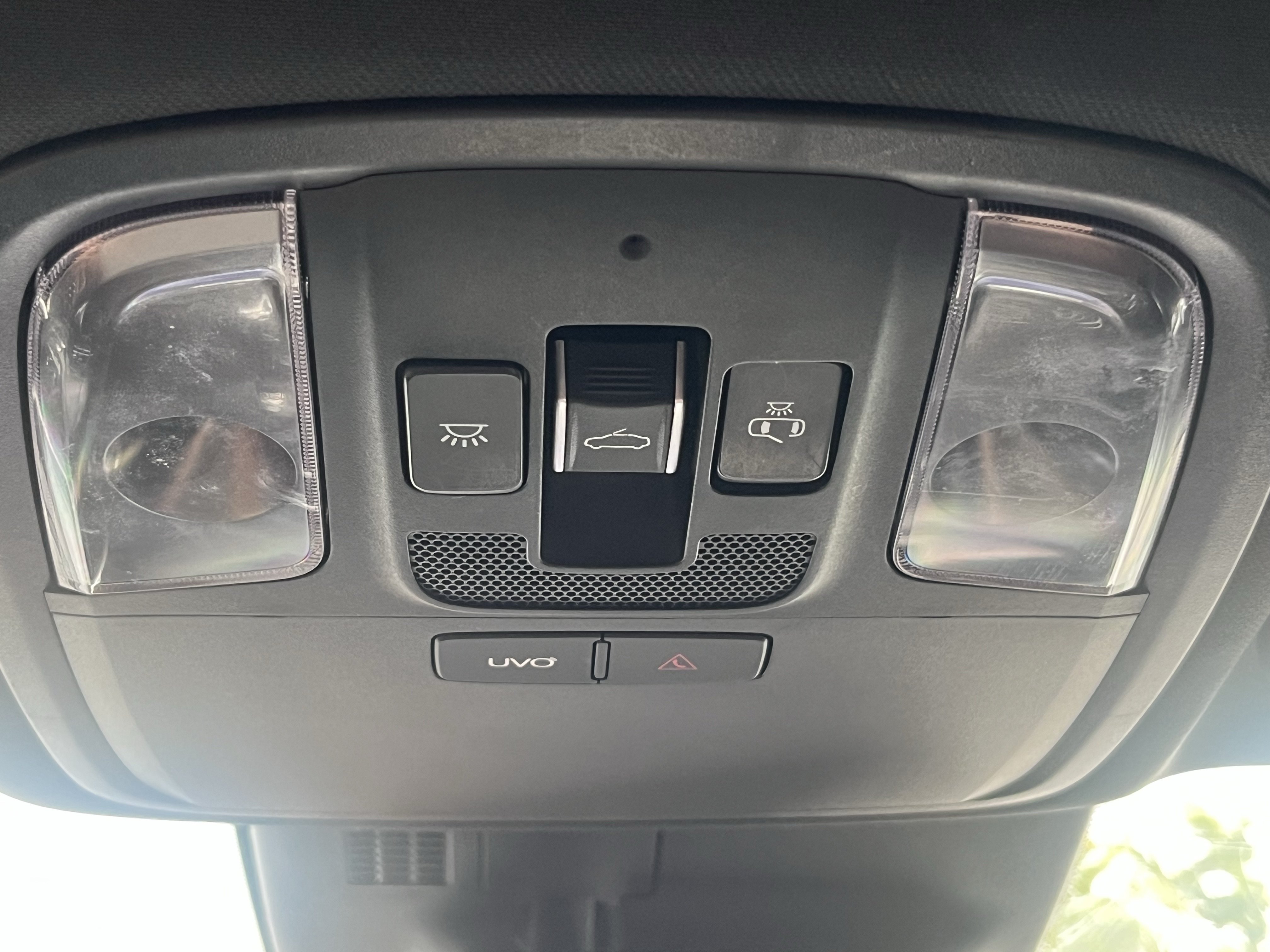 Used 2022 Kia Stinger GT1 RWD image 24