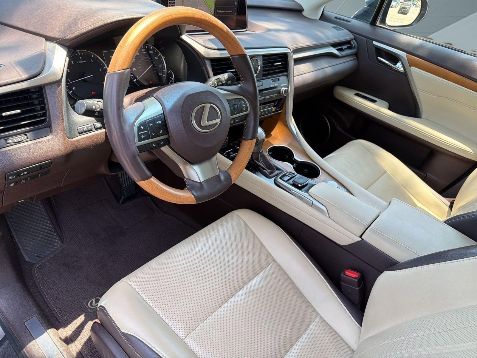 Used 2019 Lexus RX 350 AWD w/ Navigation Package image 4