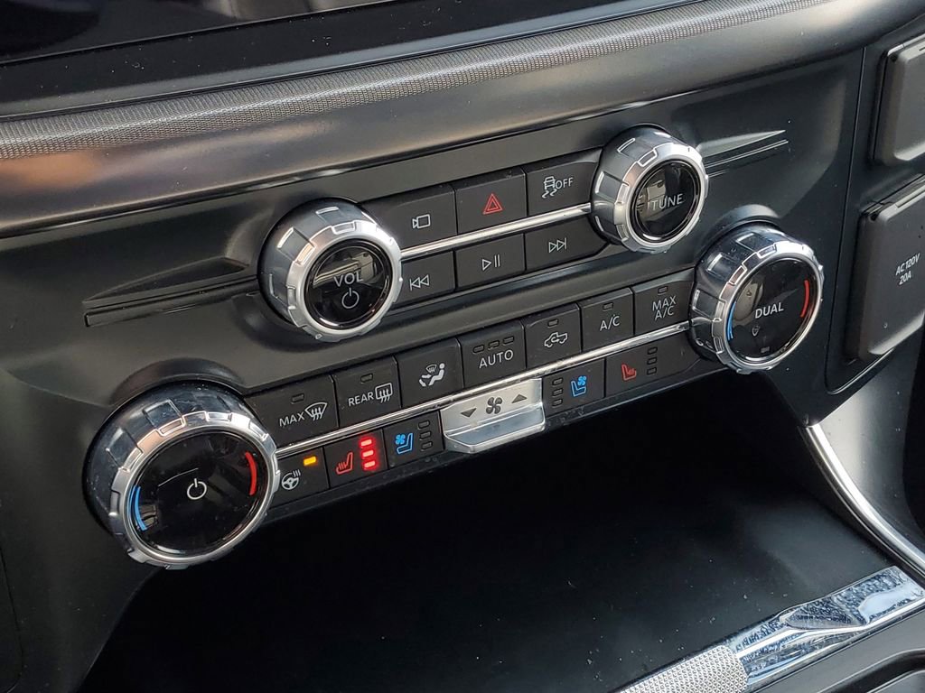 Used 2025 Ford F150 Raptor image 24