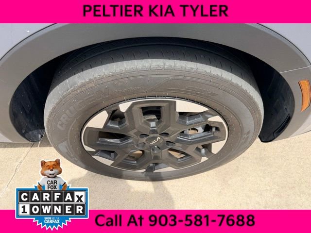 Used 2024 Kia Sorento S w/ Panoramic Sunroof Package FWD image 16