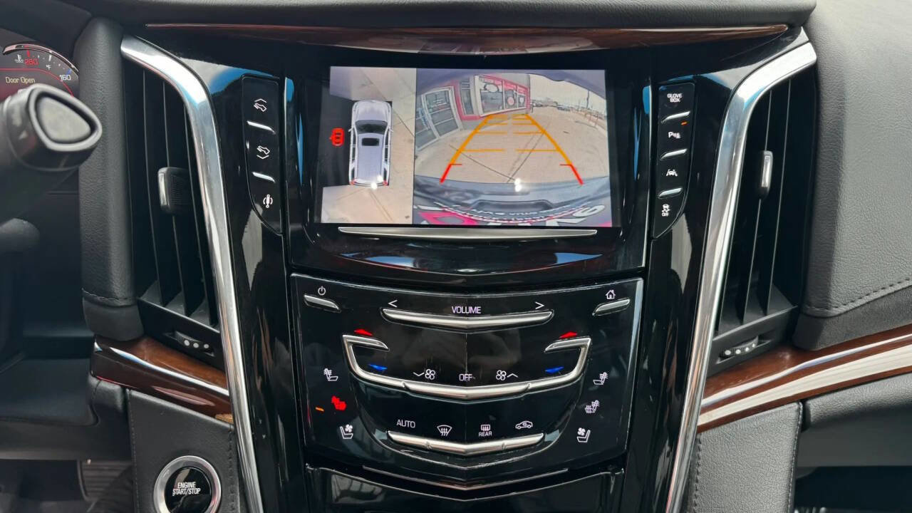Used 2016 Cadillac Escalade Luxury image 26