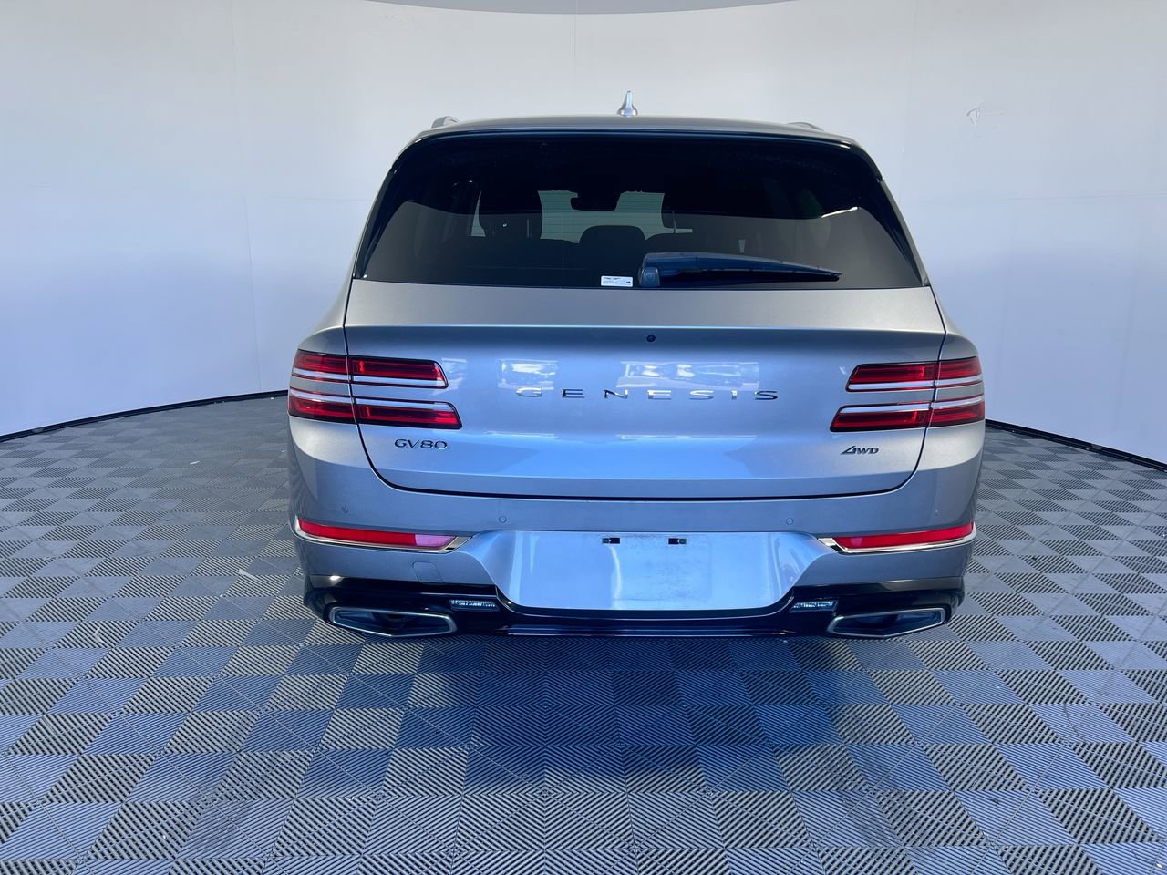 Used 2024 Genesis GV80 2.5T AWD/4WD image 4