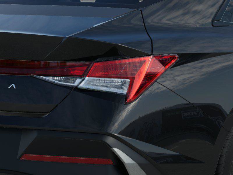 New 2026 Hyundai Elantra SE FWD image 11