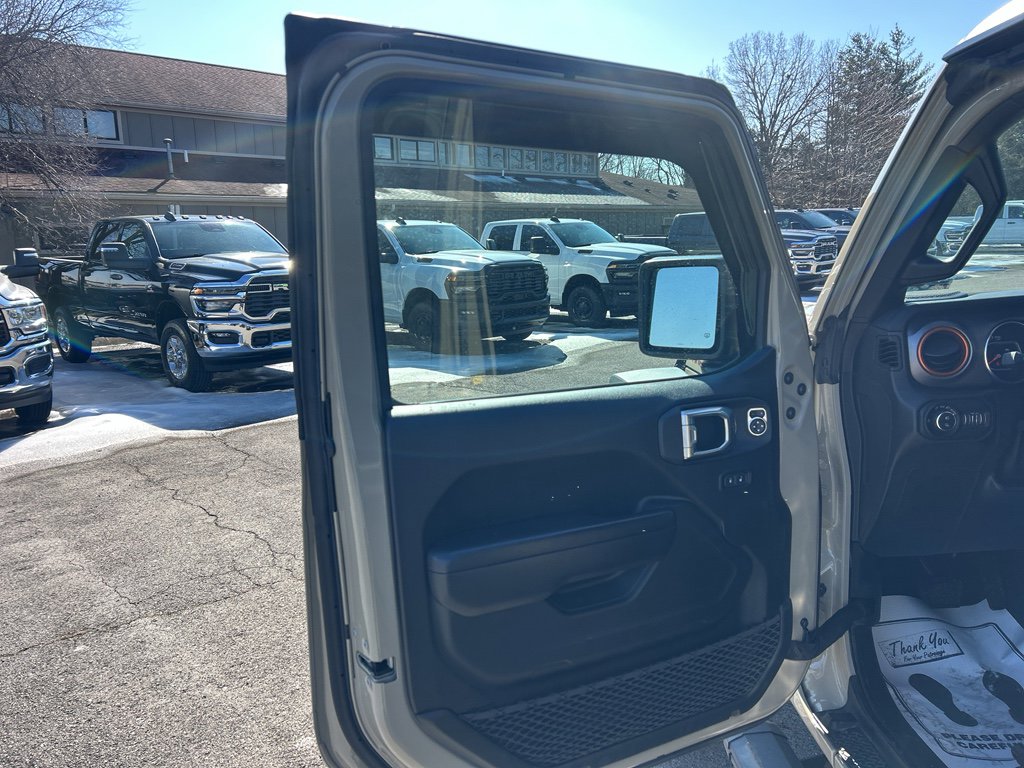 Used 2020 Jeep Gladiator Mojave image 18