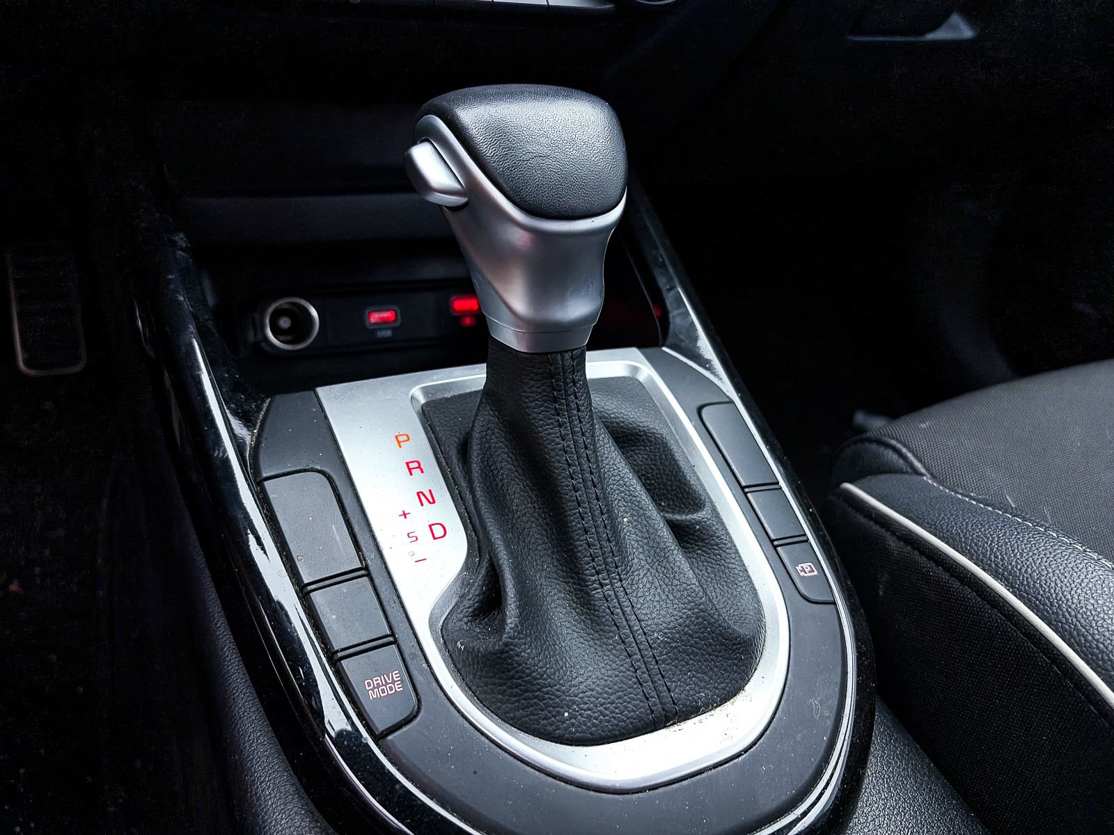 Certified 2024 Kia Forte GT-Line FWD image 24