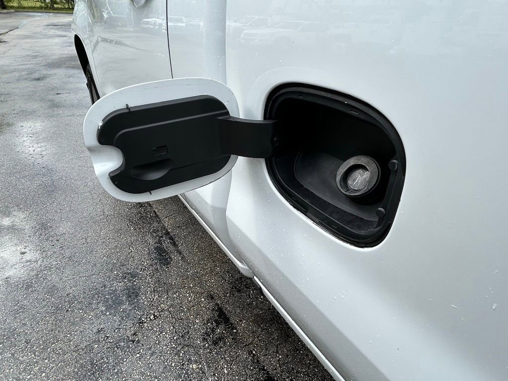 Used 2021 Chevrolet Silverado 1500 W/T w/ WT Value Package image 33