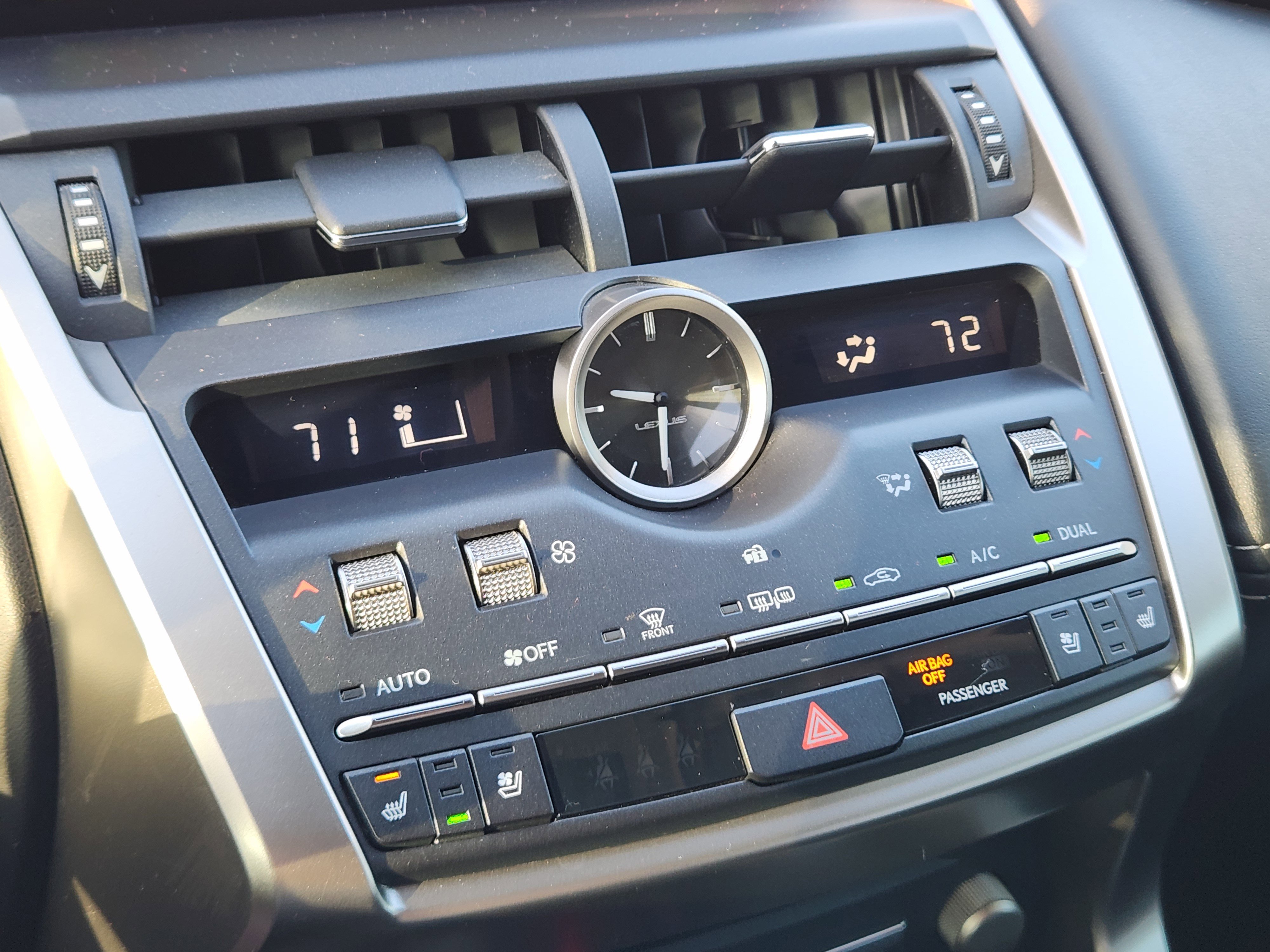 Used 2018 Lexus NX 300h AWD image 23